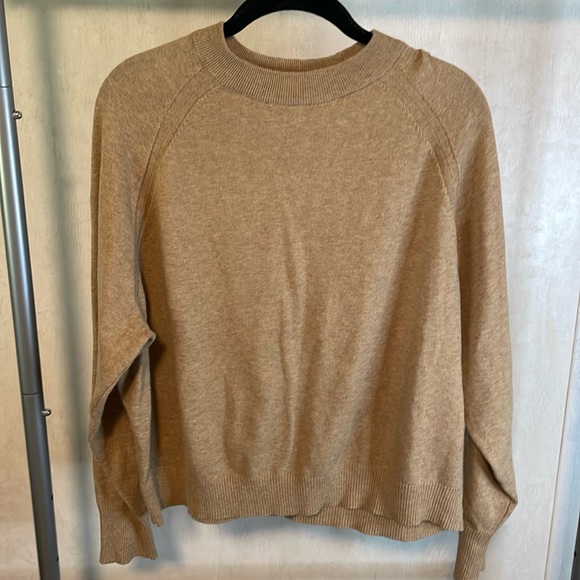 a new day Sweaters - A New Day Very Soft Tan Long Sleeve Crew Neck Crop Sweater Size Large